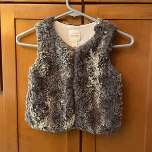 Faux fur/fleece vest. Cat & Jack size medium